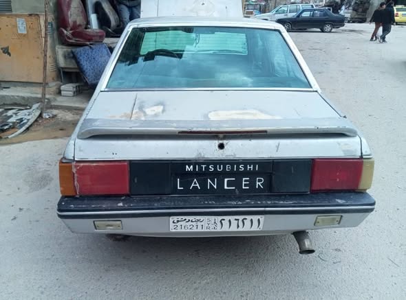 ميتسوبيشي لانسر 1983 - صورة 4