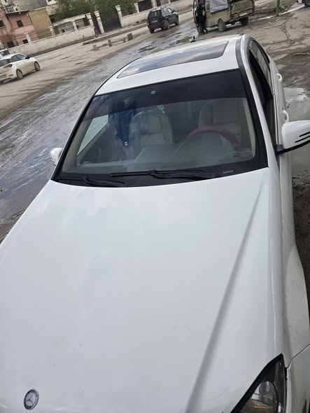 مرسيدس c300 2013 - صورة 4