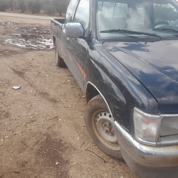 تويوتا هايلوكس 1999 - صورة 3