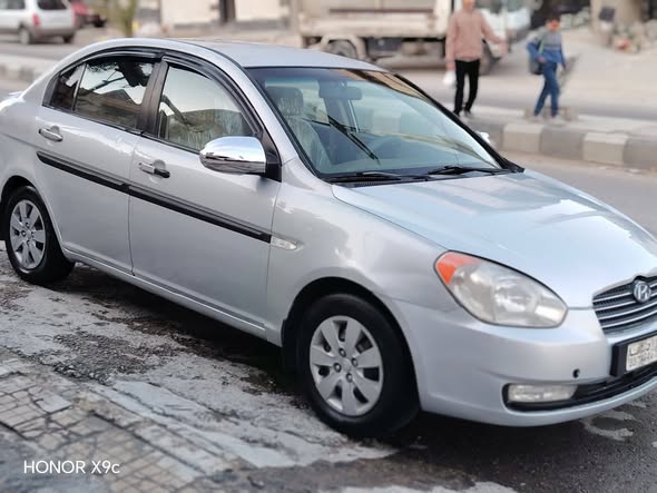 هيونداي فيرنا 2008 - صورة 3