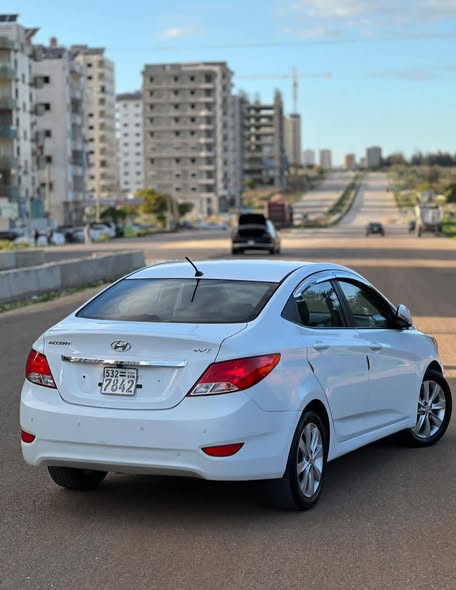 هيونداي اكسنت 2015 - صورة 2