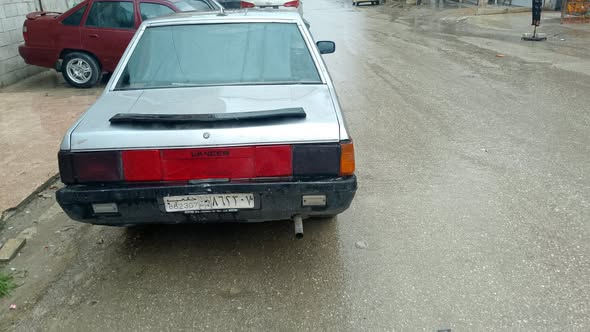 ميتسوبيشي لانسر 1983 - صورة 2