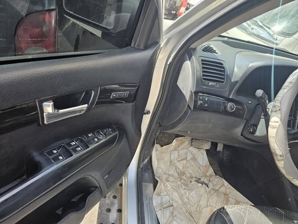 كيا موهفي 2008 - صورة 3