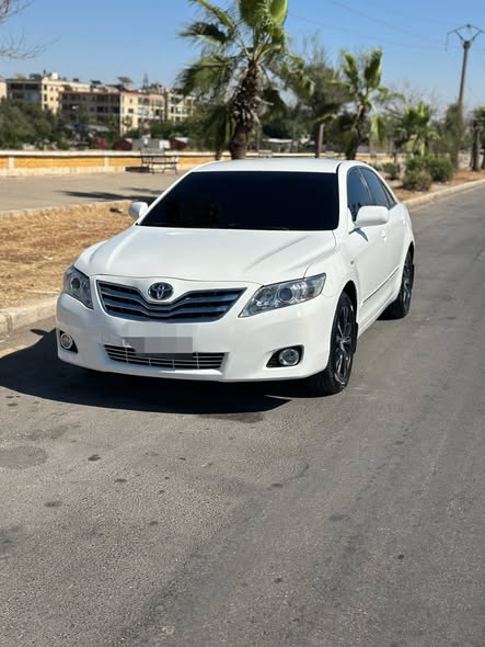 تويوتا كامري 2011 - صورة 2