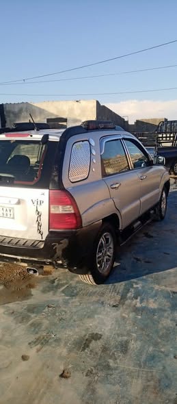 كيا سبورتاج 2005 - صورة 4