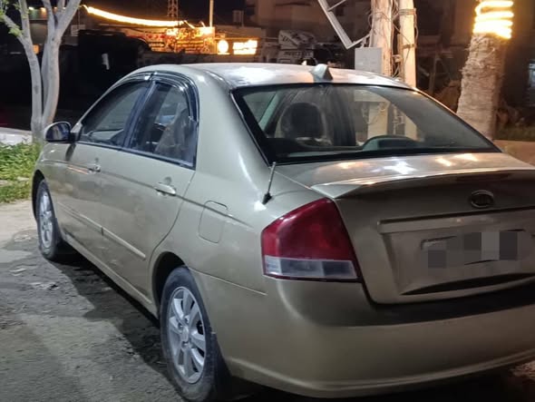 كيا سيراتو 2009 - صورة 2