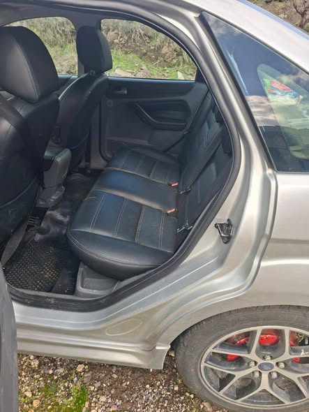 فورد فوكس 2008 - صورة 4