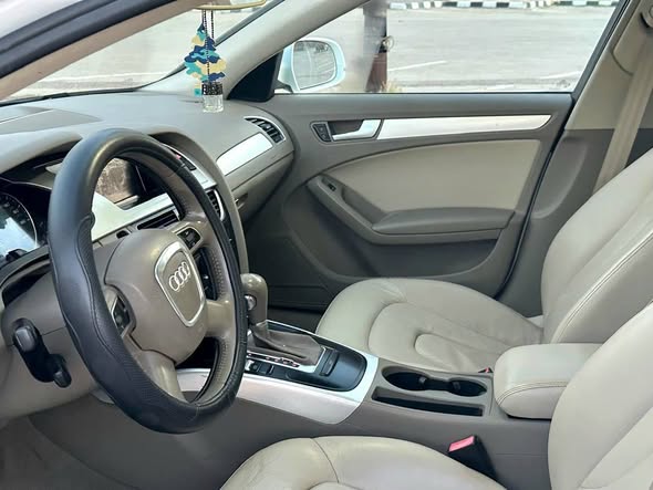 أودي A4 2011 - صورة 5