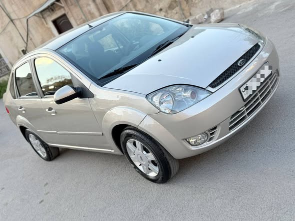 فورد فيستا 2007 - صورة 4