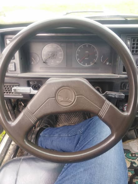 سكودا فورمان 1994 - صورة 4