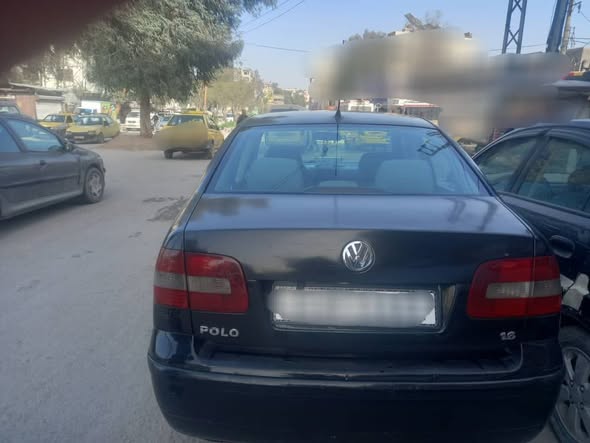 فولكس فاجن بولو 2004 - صورة 2