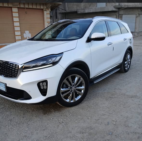 كيا سورينتو 2018 - صورة 2