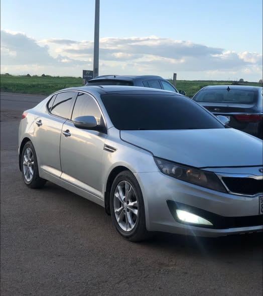 كيا اوبتما 2012 - صورة 1