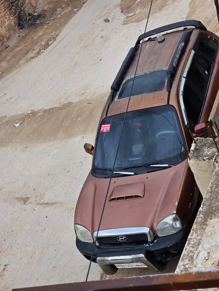 هيونداي سنتافي 2002 - صورة 4