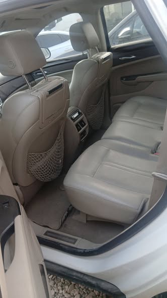 كاديلاك SRX 2013 - صورة 1