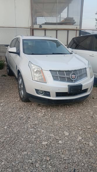 كاديلاك SRX 2013 - صورة 2