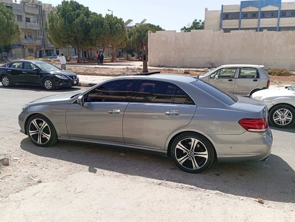 مرسيدس E220 2014 - صورة 4