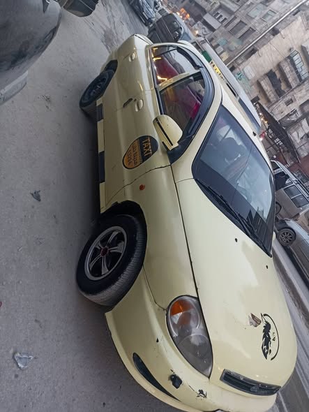 كيا ريو 2000 - صورة 1