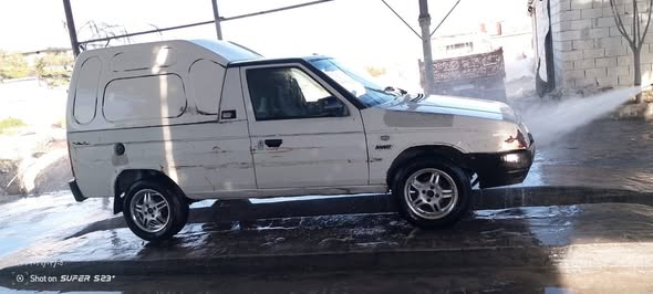 سكودا بيك أب 1996 - صورة 1