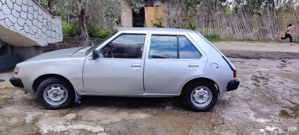 ميتسوبيشي كولت 1983 - صورة 2