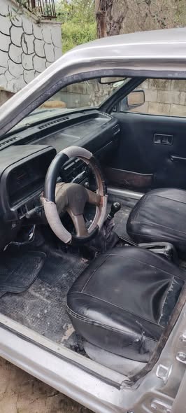 ميتسوبيشي كولت 1983 - صورة 4