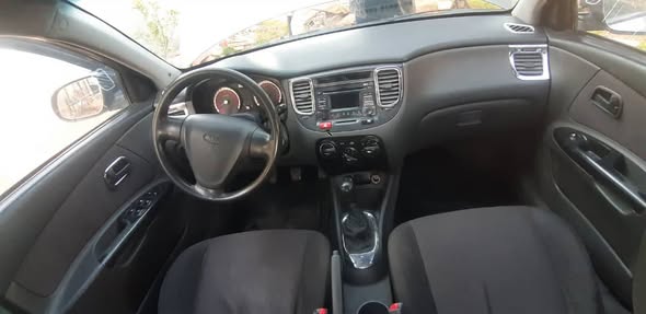 كيا ريو 2011 - صورة 5