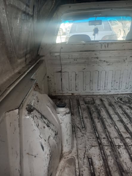 سكودا بيك أب 1994 - صورة 2