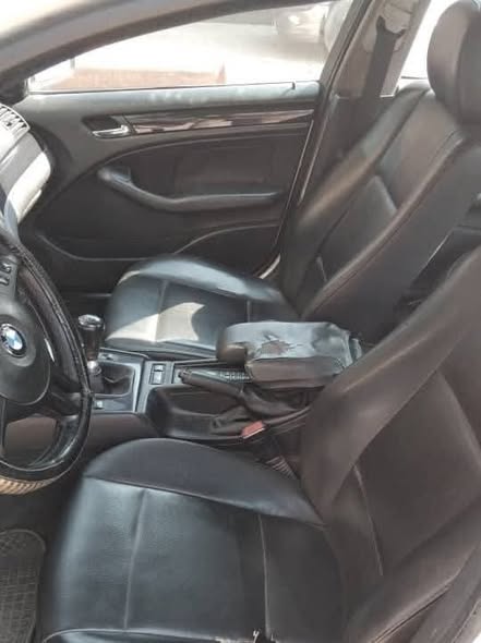 بي إم دبليو E46 2001 - صورة 4