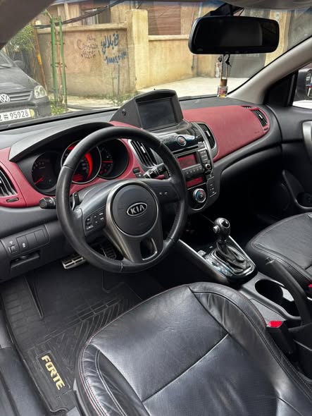 كيا فورتي 2011 - صورة 3