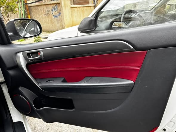 كيا فورتي 2011 - صورة 5