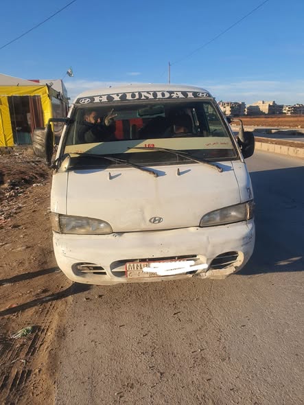 هيونداي H-1 2000 - صورة 4