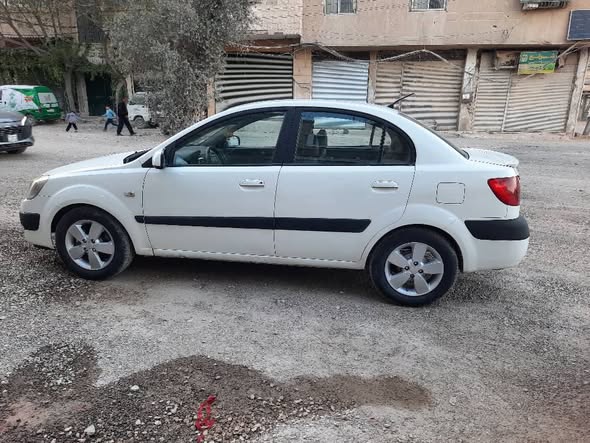 كيا ريو 2009 - صورة 4