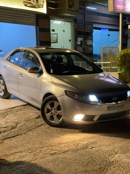 كيا فورتي 2009 - صورة 5