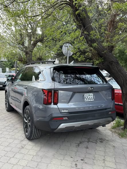 كيا سورينتو 2021 - صورة 4