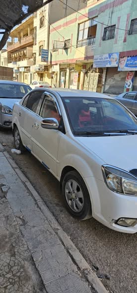 كيا ريو 2010 - صورة 3