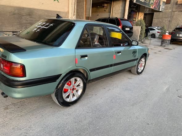 مازدا 323 1993 - صورة 5