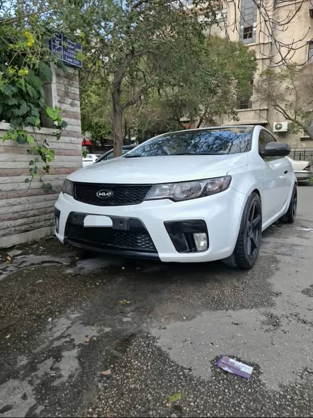 كيا فورتي 2011 - صورة 2