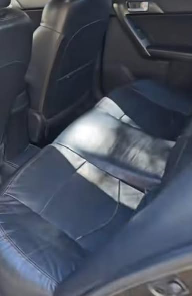 كيا فورتي 2011 - صورة 1