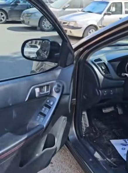 كيا فورتي 2011 - صورة 3