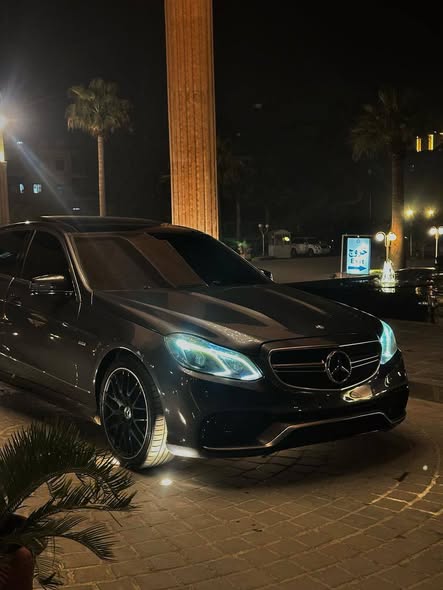 مرسيدس E350 2012 - صورة 2