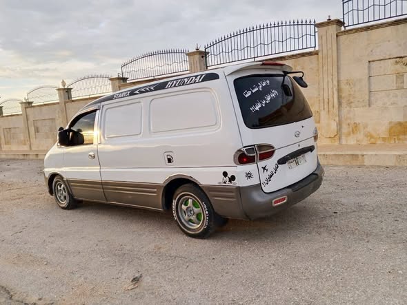 هيونداي ستاركس 1999 - صورة 5