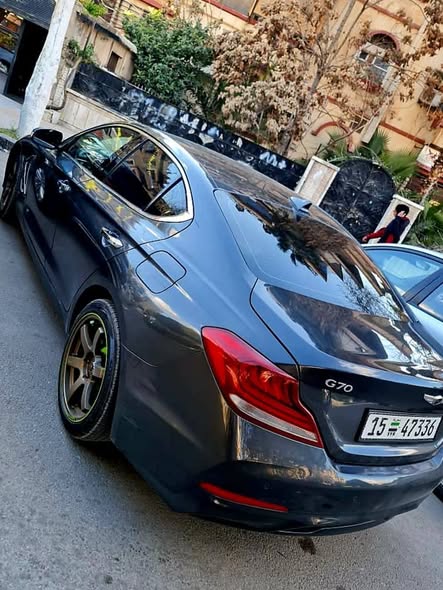 جينيسس G70 2018 - صورة 4