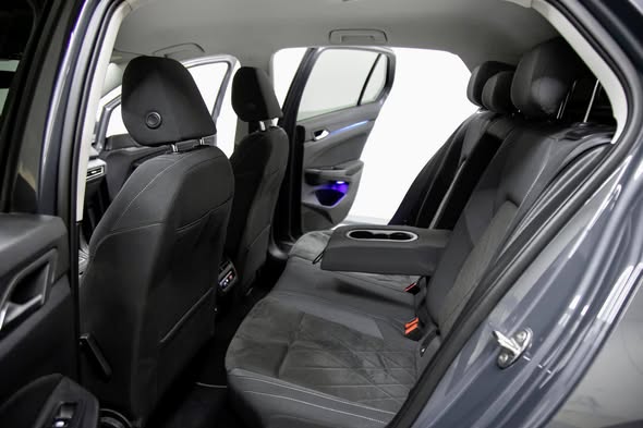 فولكس فاكن كولف 2021 - صورة 5