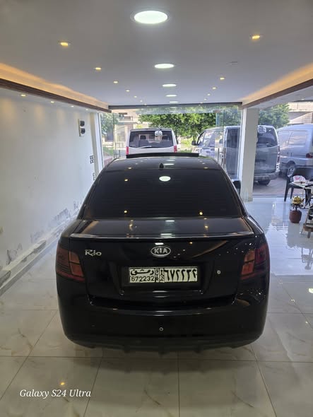 كيا ريو 2011 - صورة 5