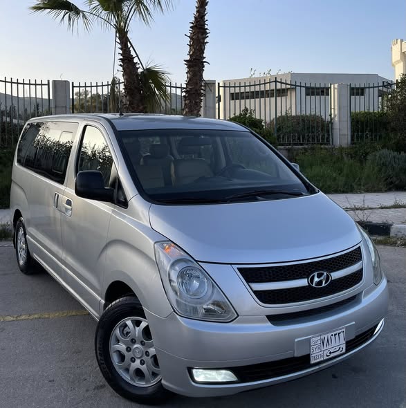 هونداي H-1 2010 - صورة 1