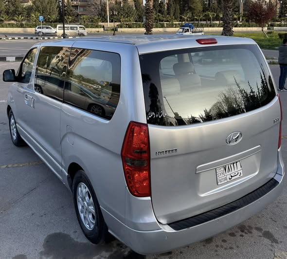 هونداي H-1 2010 - صورة 3