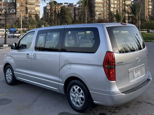 هونداي H-1 2010 - صورة 5