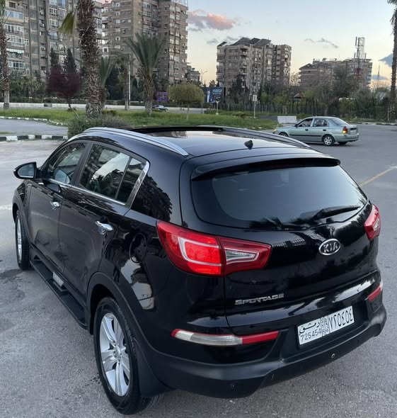 كيا سبورتاج 2011 - صورة 3