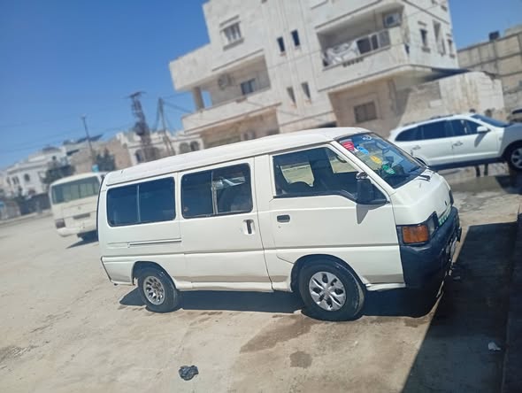 مستوبيشي L300 1998 - صورة 2