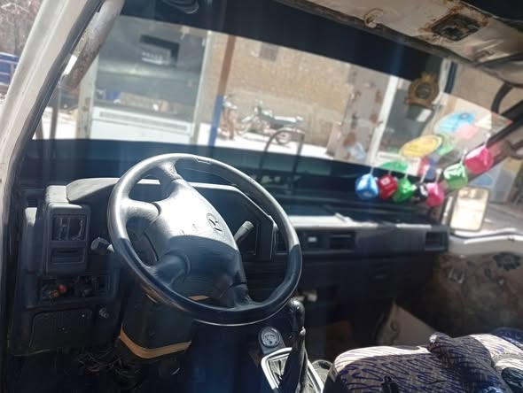 مستوبيشي L300 1998 - صورة 3